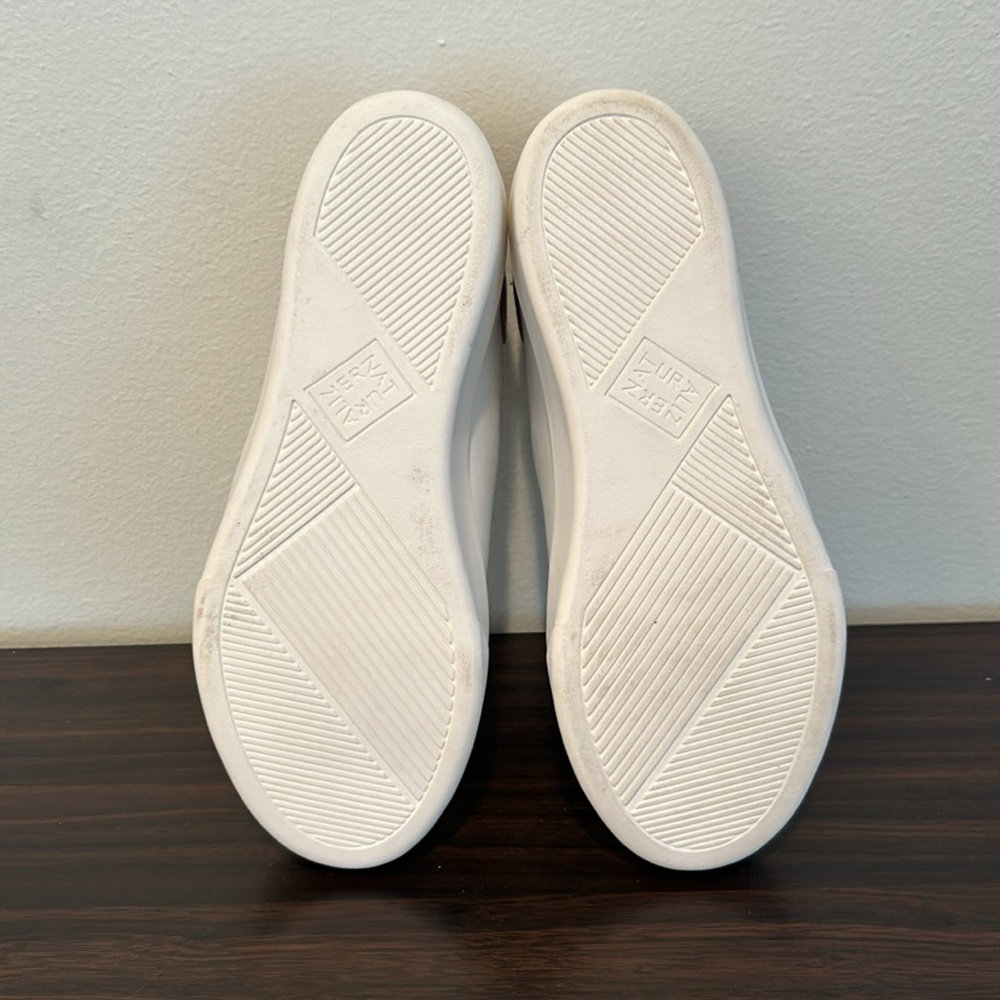 New Naturalizer brand womens Morrison 2.0 sneakers, sz 5.5 - Picture 8 of 8